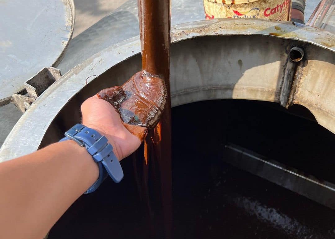 Celebes Molasses product 11