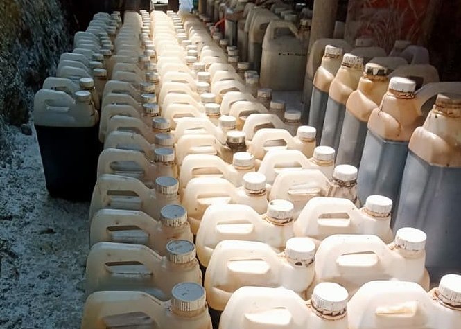 Celebes Molasses product 9